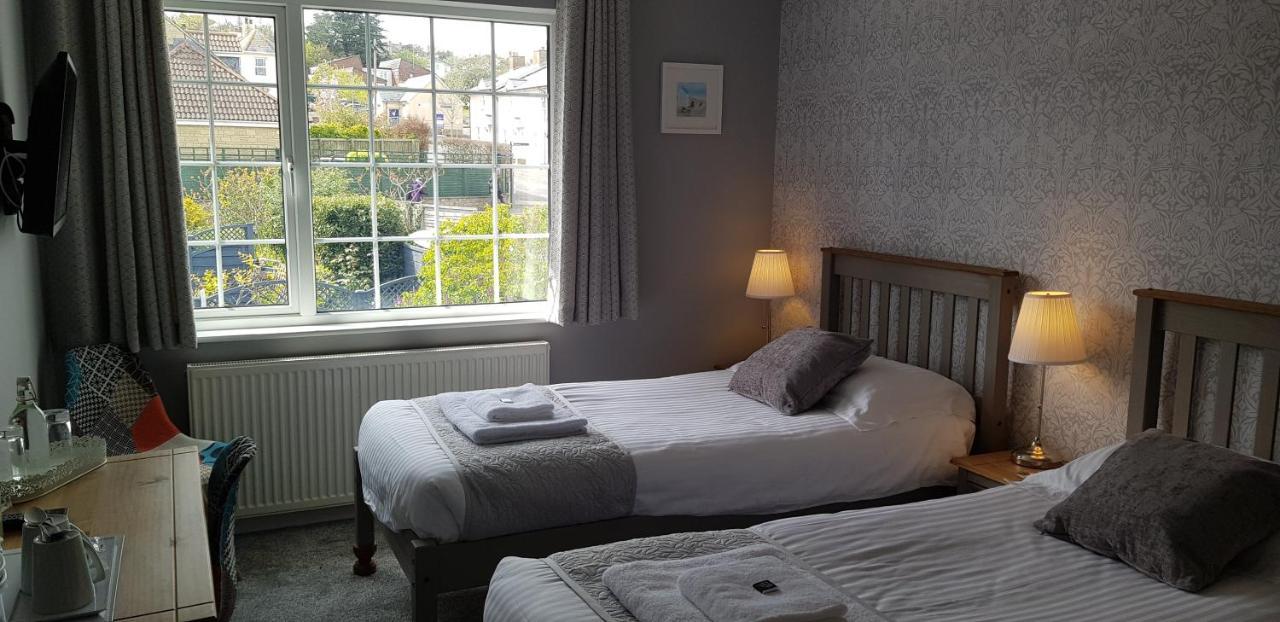 チャーマス Hensleigh House Bed & Breakfast エクステリア 写真